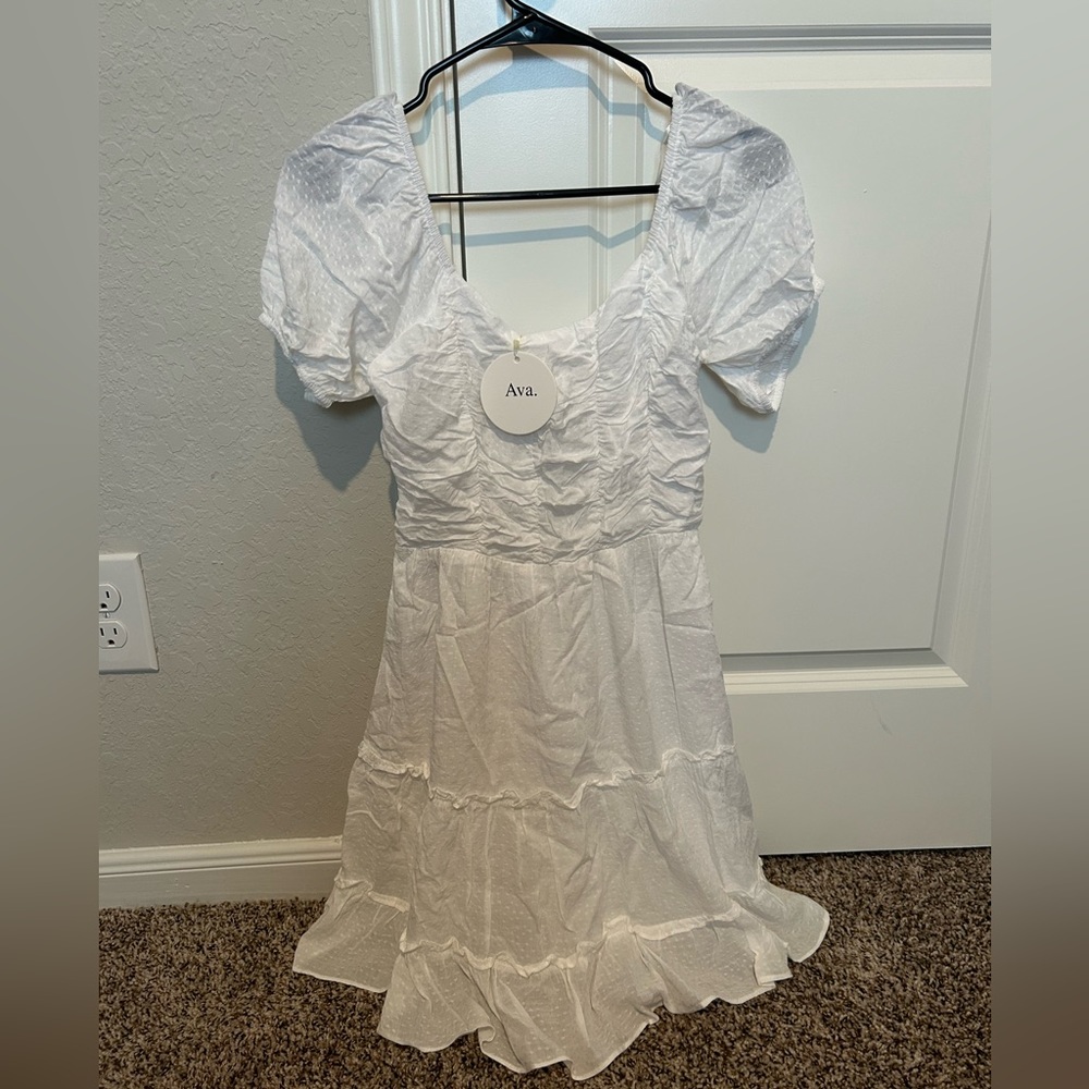White Junior’s dress size 8